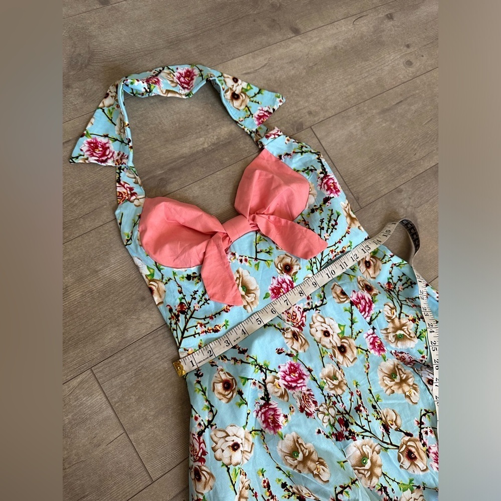 Boutique Blue Floral And Pink Dress And Looks Amazing On Size Medium View 5